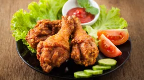 Gà rán bao nhiêu calo? [Sự thật] Ăn gà rán có béo không?